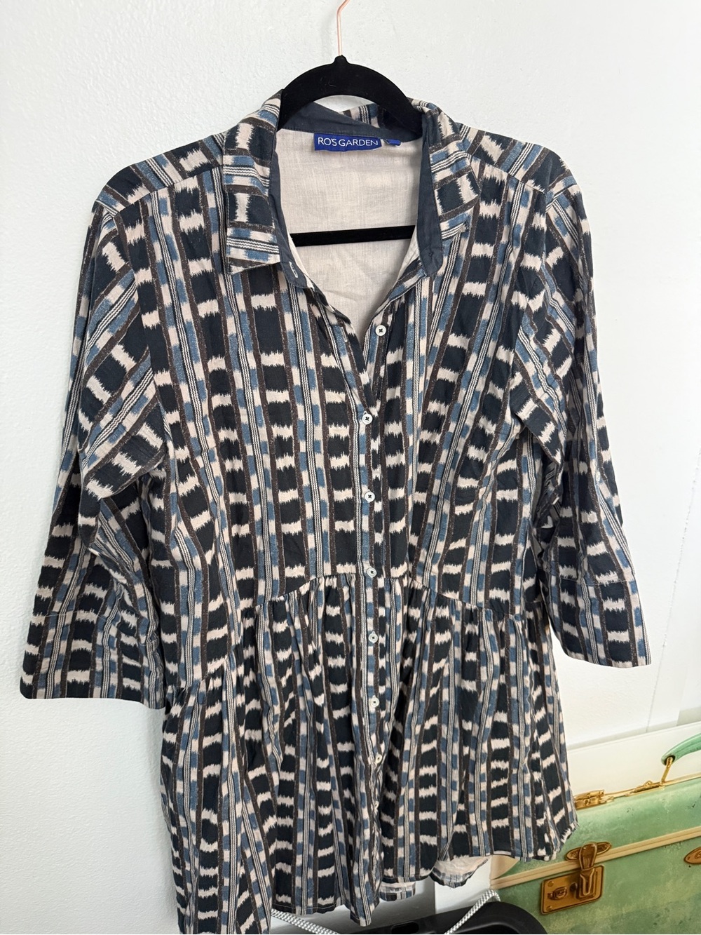 ROS GARDEN Blue Black & Cream Long-Sleeve Button Front Dress